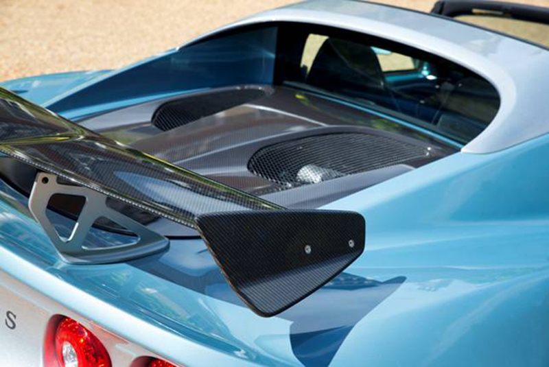 Illustration for article titled New Extra-Light Lotus Elise Not Actually Lighter Than Other Lotus Elises